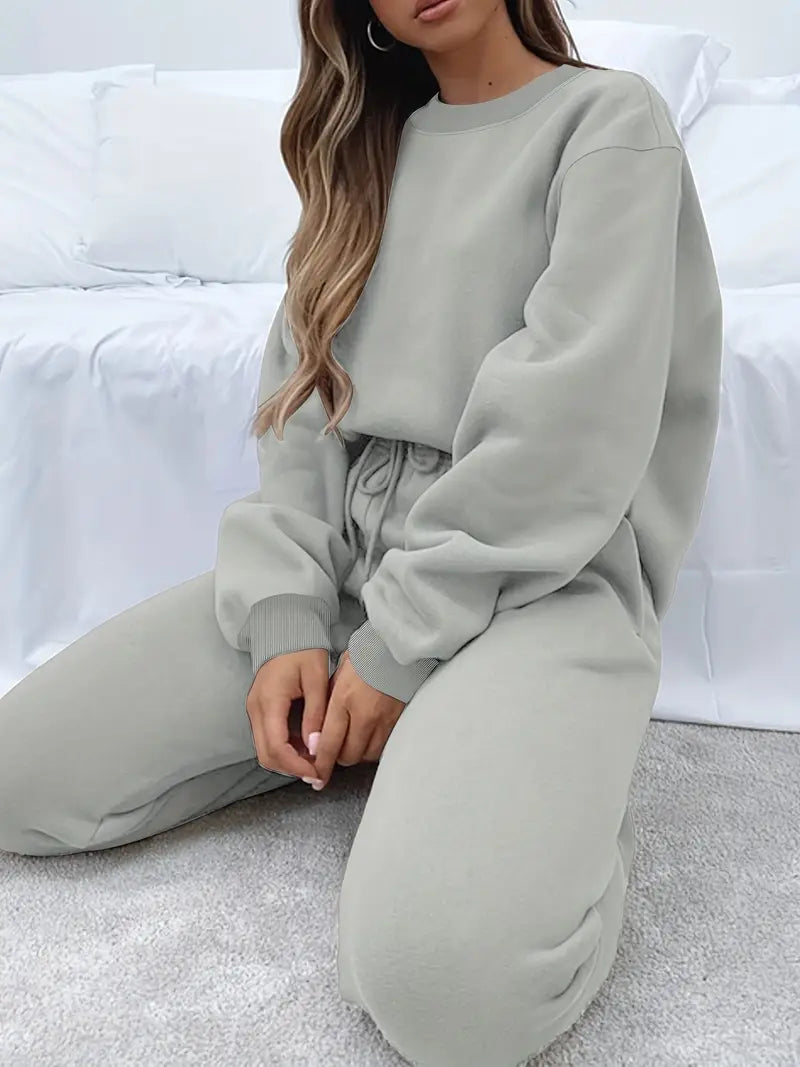 Olive | Relaxed Fit Sweatshirt & Jogger Set