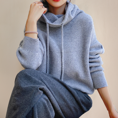 Luna | Cozy Hooded Pullover Style